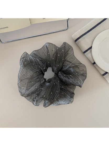 Gifty - Chic Striped Ruched Scrunchie