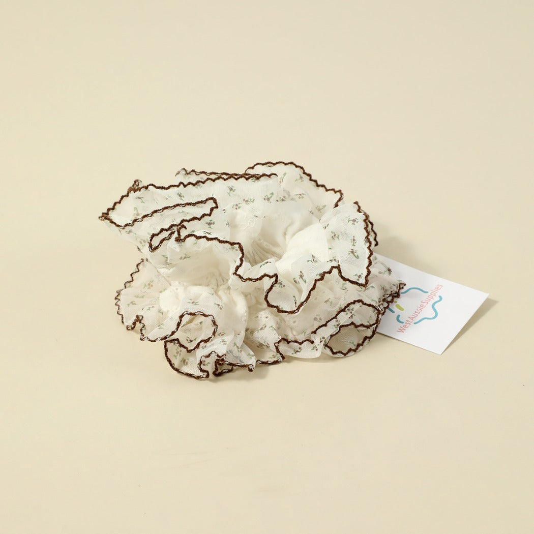 Gifty - Spring Floral Lace Scrunchie