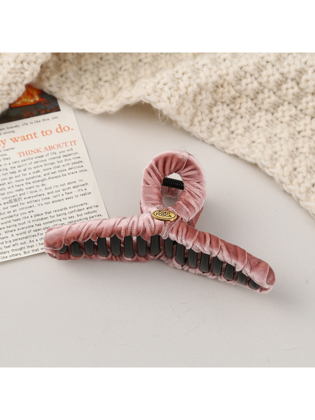 Beau - Large Looped Geometric Solid Color Claw Clip