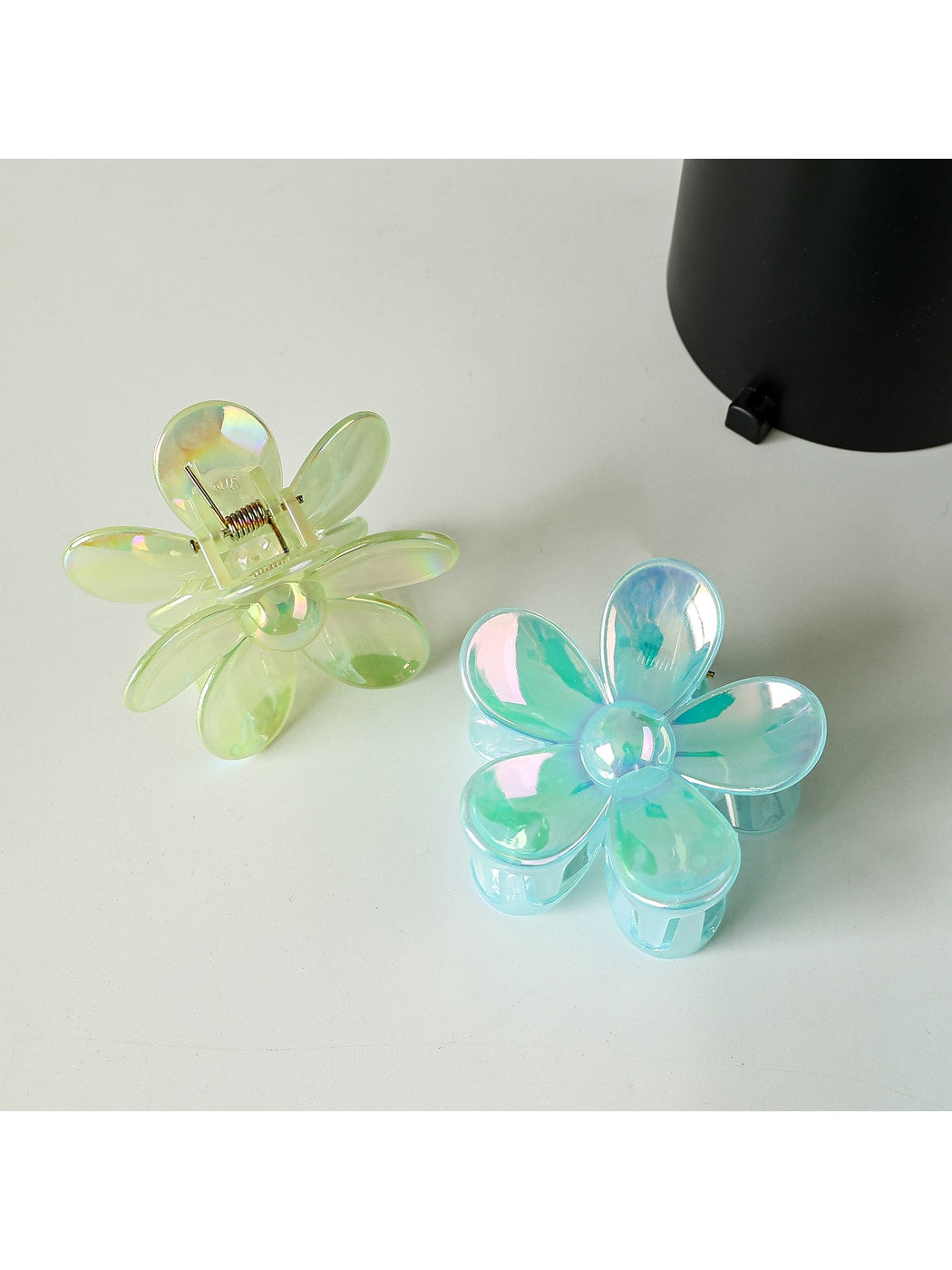 Beau - Iridescent Petal Plastic Flower Claw Clip