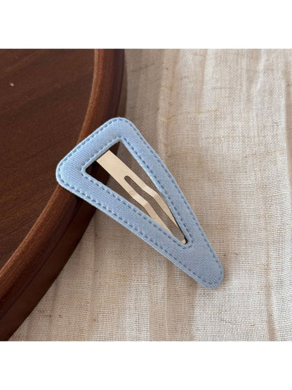 Beau - Fabric Cutout Triangle Hair Clip