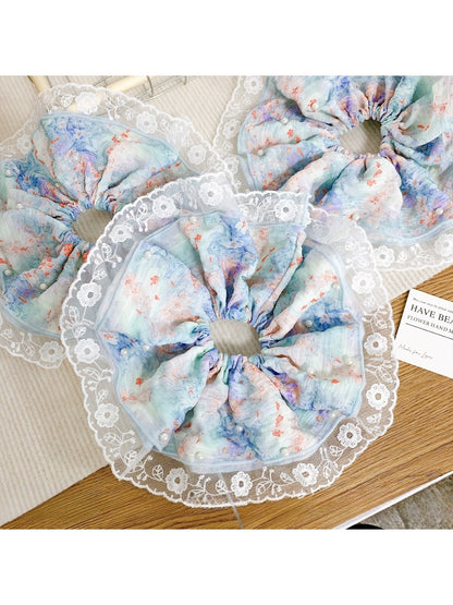 Gifty - Lace Floral Scrunchie for Women Elegant and Sweet