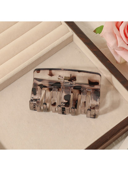 Beau - Clear Rectangle Claw Clip