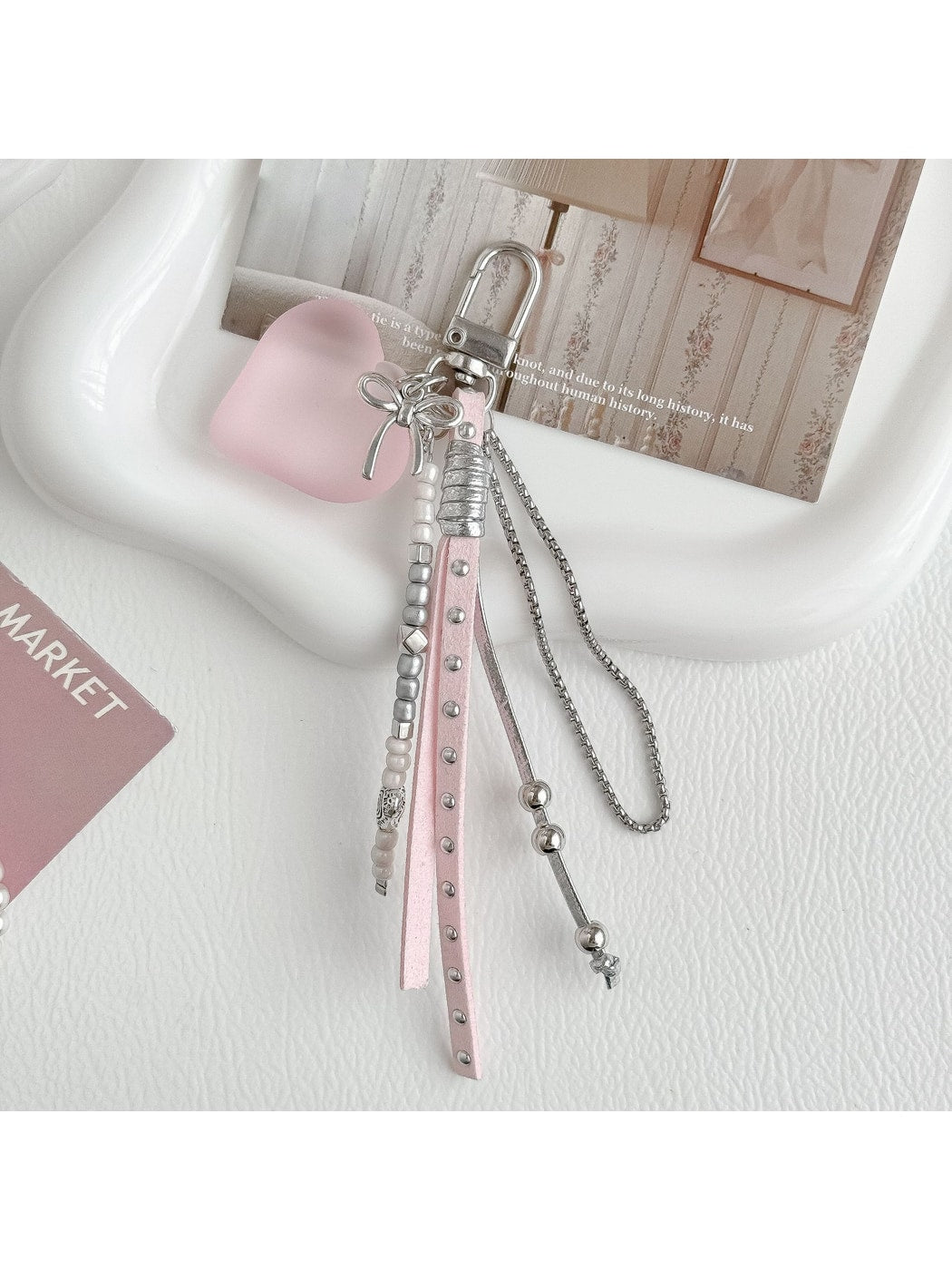 Keypus - Decorative Heart Pendant Chain Keychain