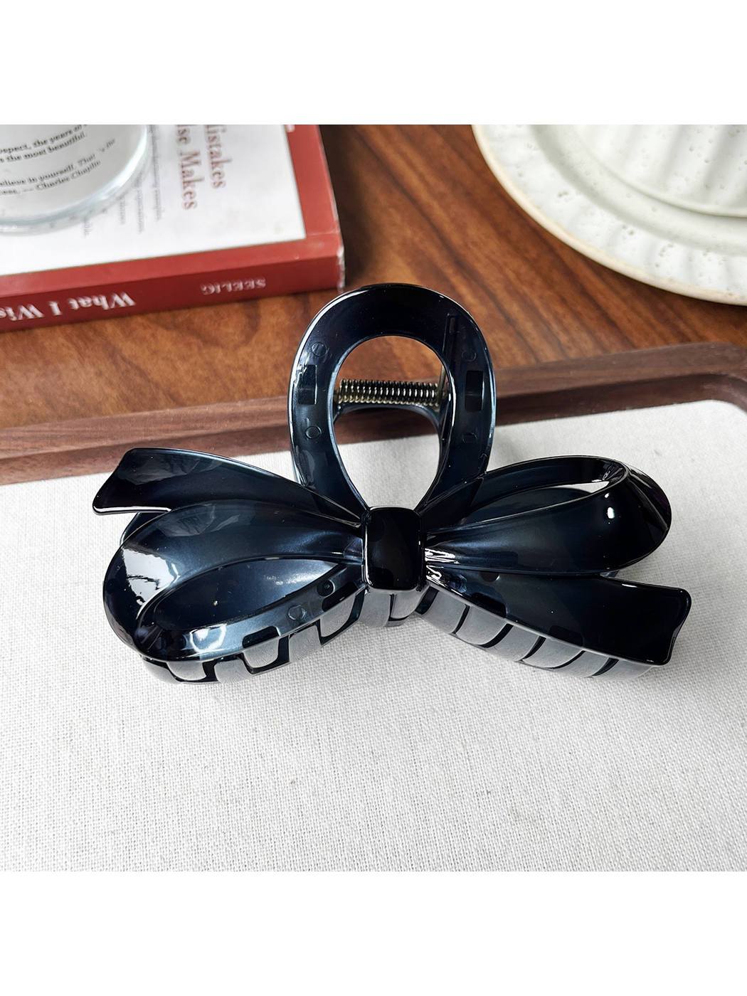 Beau - PC Bow Accent Geometric Ring Hair Claw Clip