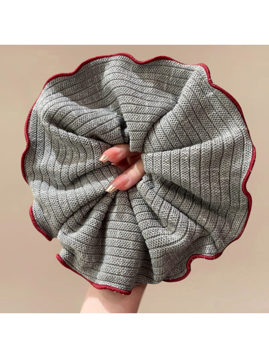 Gifty - Solid Color Knitted Scrunchie Hair Tie