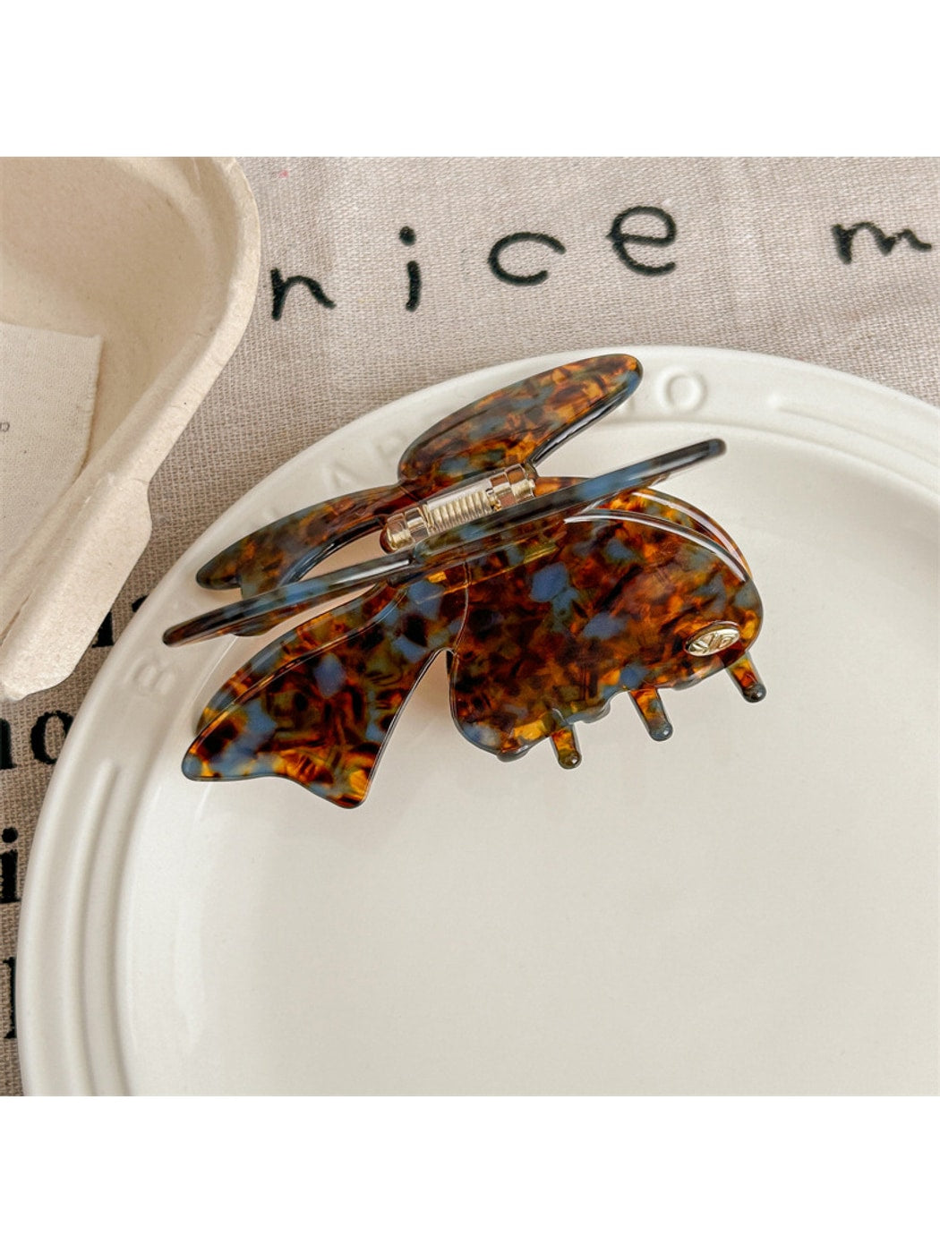 Beau - Sweet Style Butterfly Shape Hair Styling Claw Clip