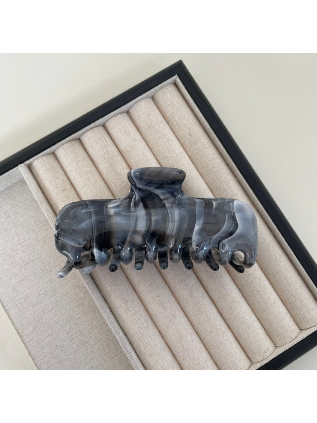 Beau - Spring Summer Solid Ombre Claw Clip