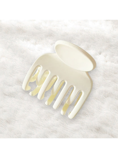 Beau - Simple Solid Color Matte Finish Hair Claw Clip