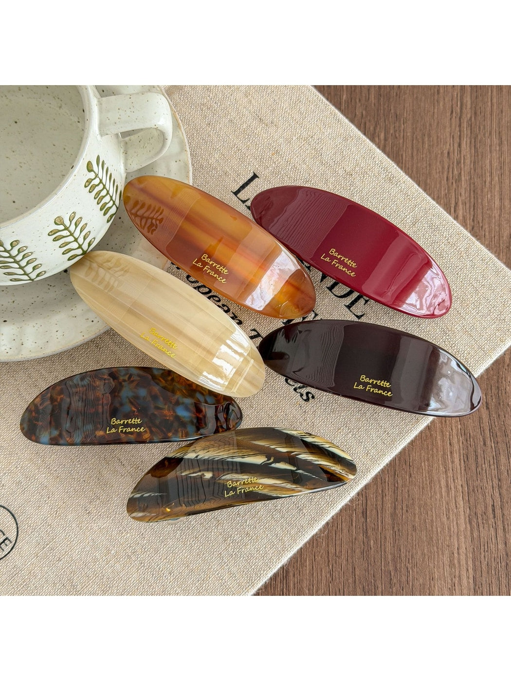 Beau - Modern Oval Acetate Alloy Hair Clip
