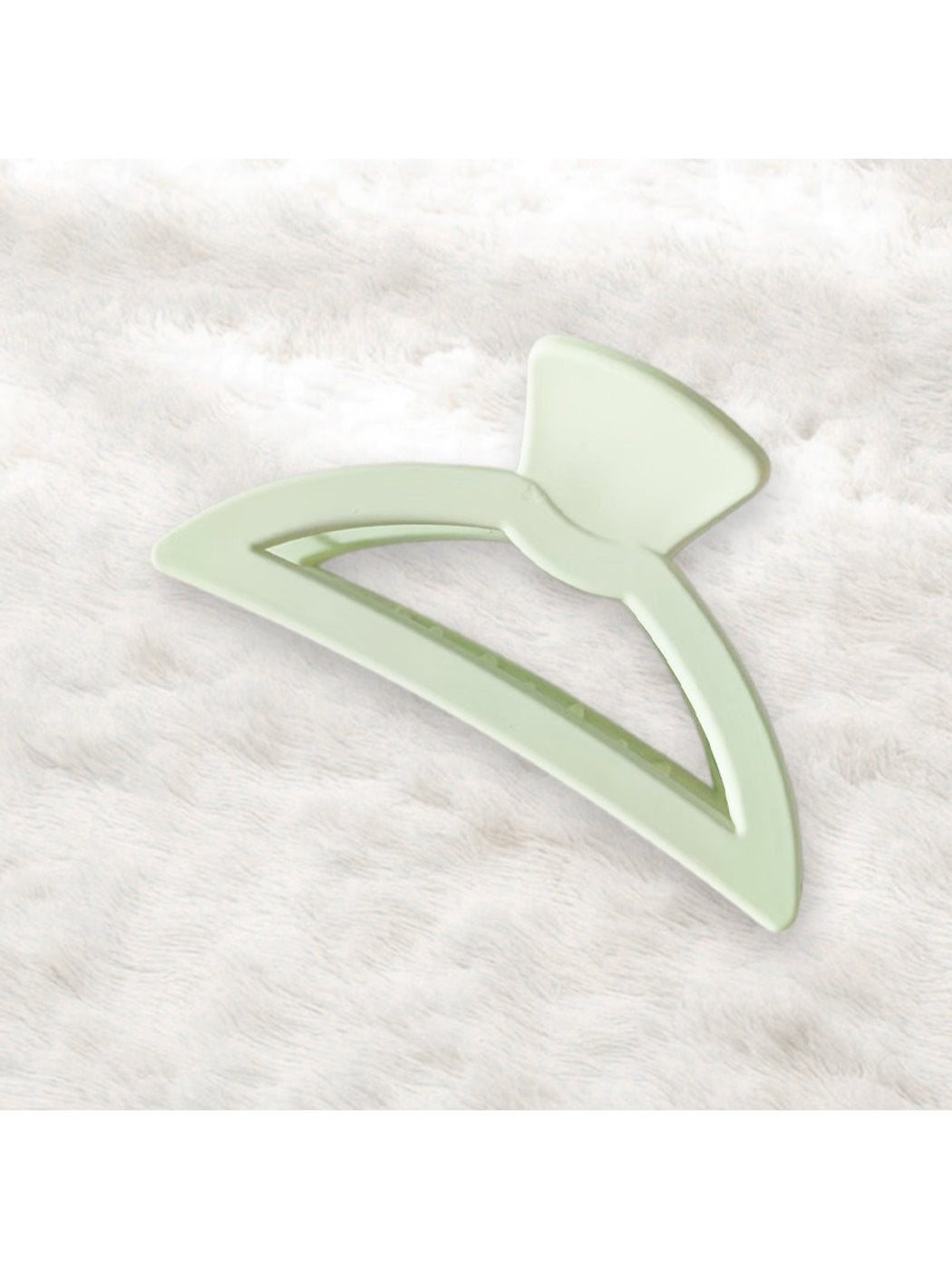 Beau - Minimalist Geometric Plastic Triangle Claw Clip