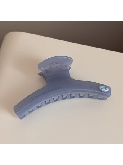 Beau - Curved Straight Bar Design Claw Clip