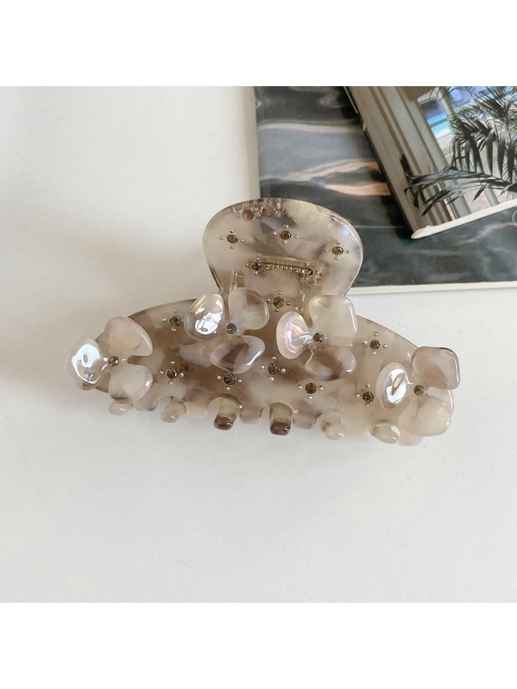 Beau - Elegant Clover Patterned Hair Claw Clip