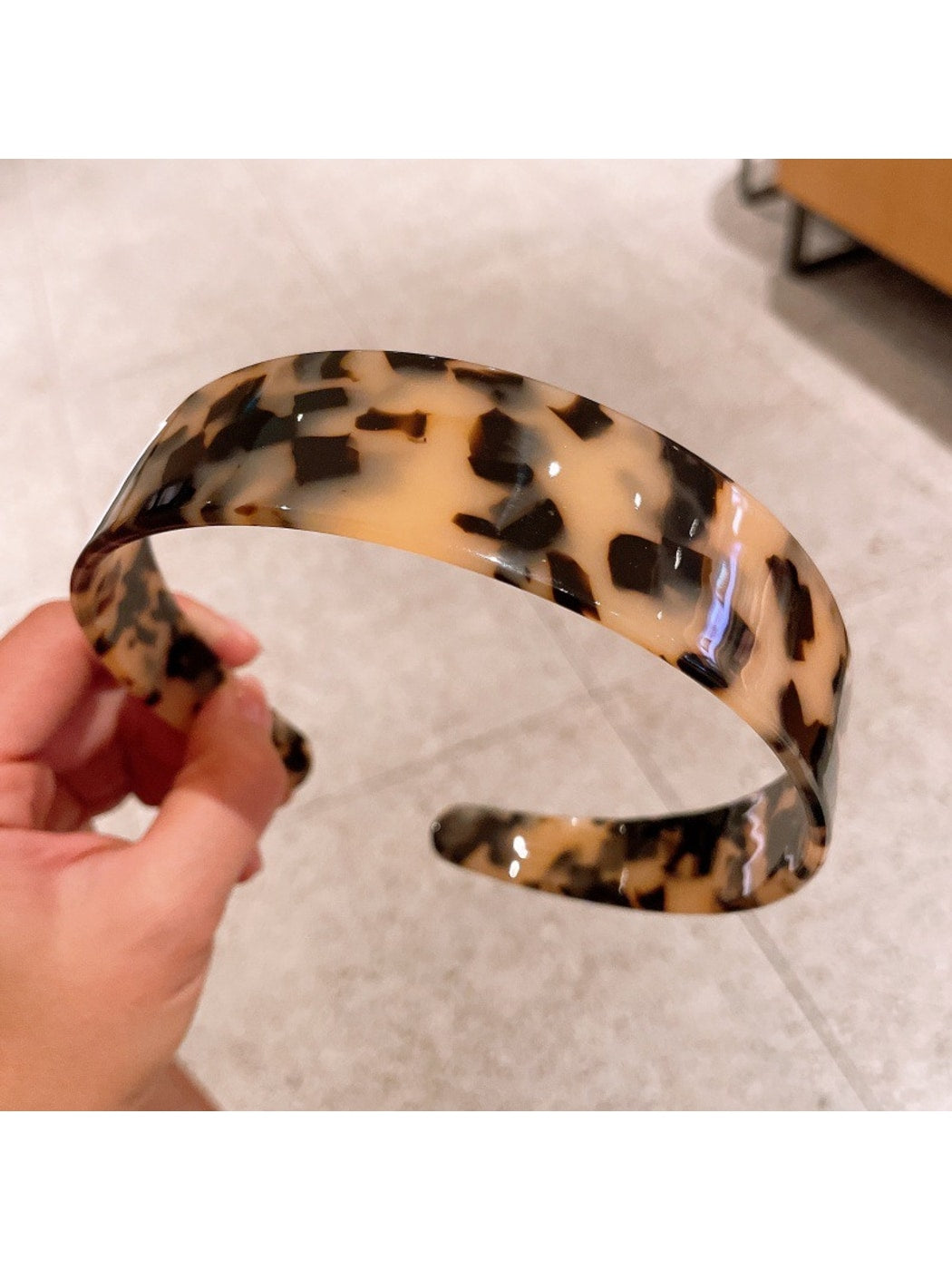 Gifty - Retro Glossy Acetate Geometric Headband