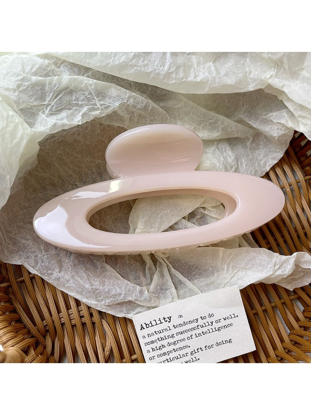 Beau - Oval Shaped Openwork Hair Claw Clip