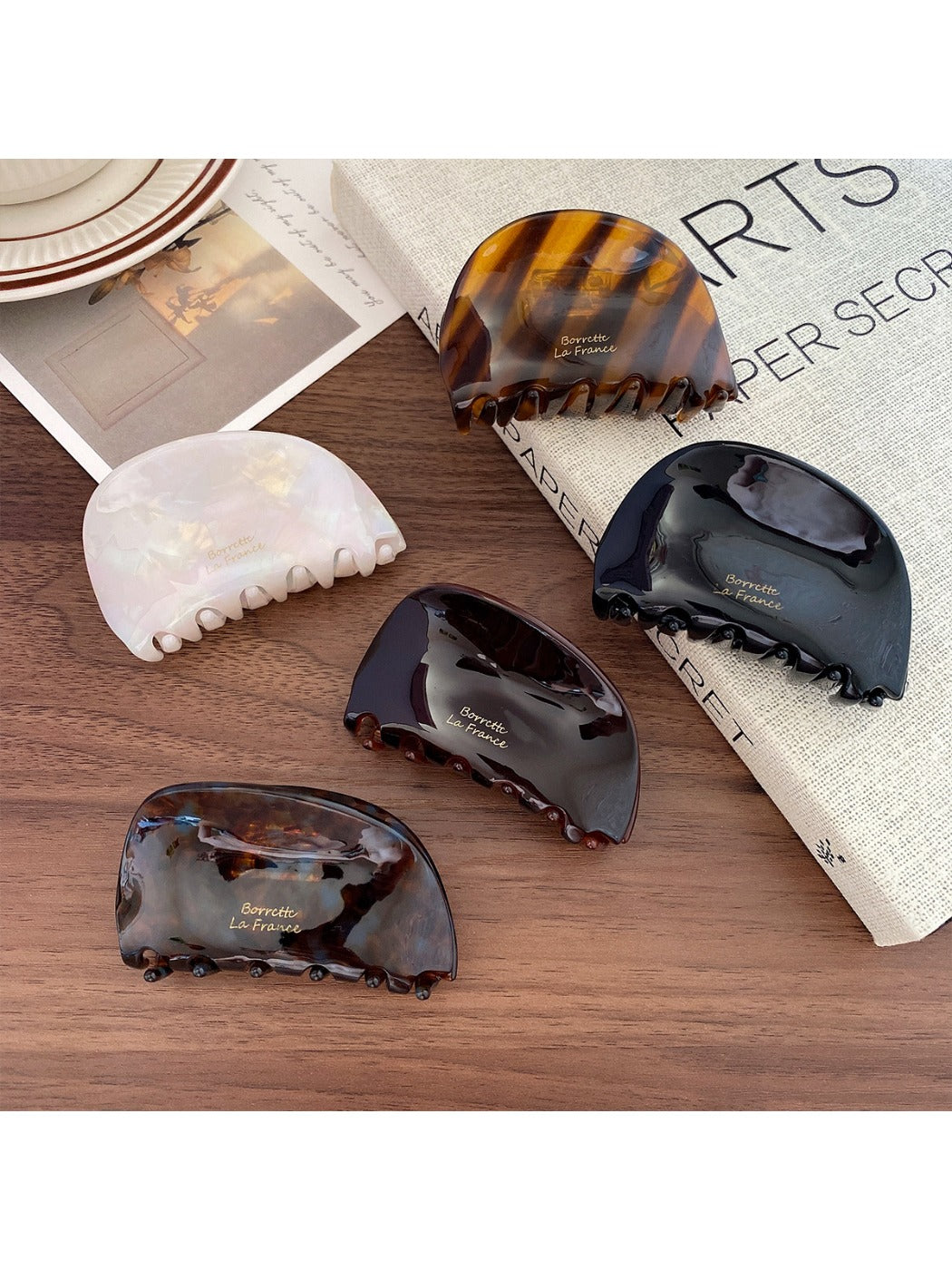 Beau - Vintage Half Moon Claw Clip