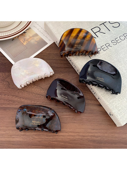 Beau - Vintage Half Moon Claw Clip