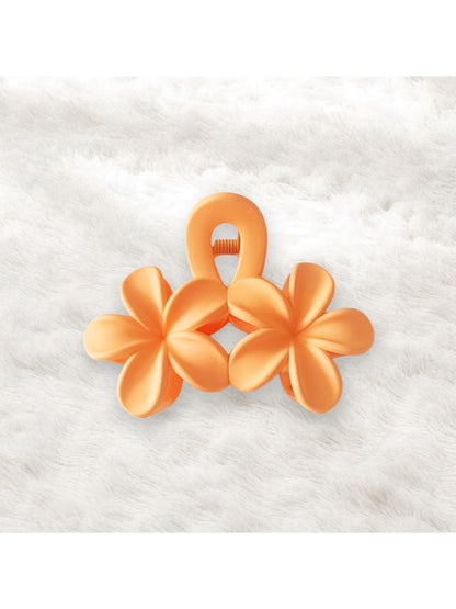 Beau - Matte Petal Design Floral Hair Claw Clip