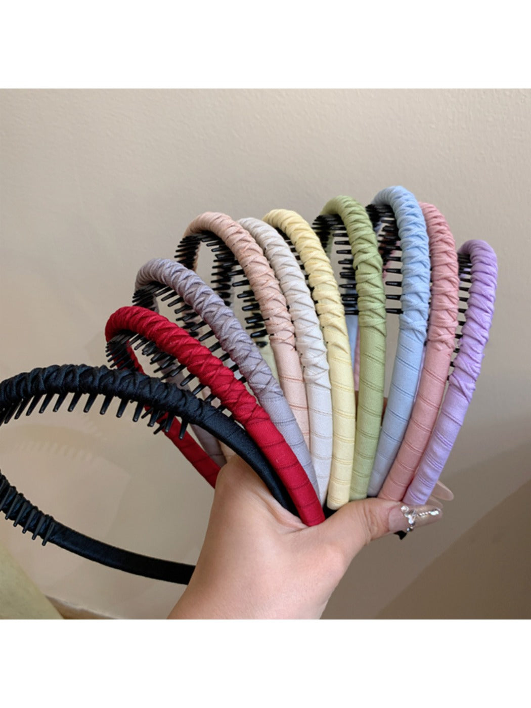 Side view of Gifty minimalist headband highlighting its slim design