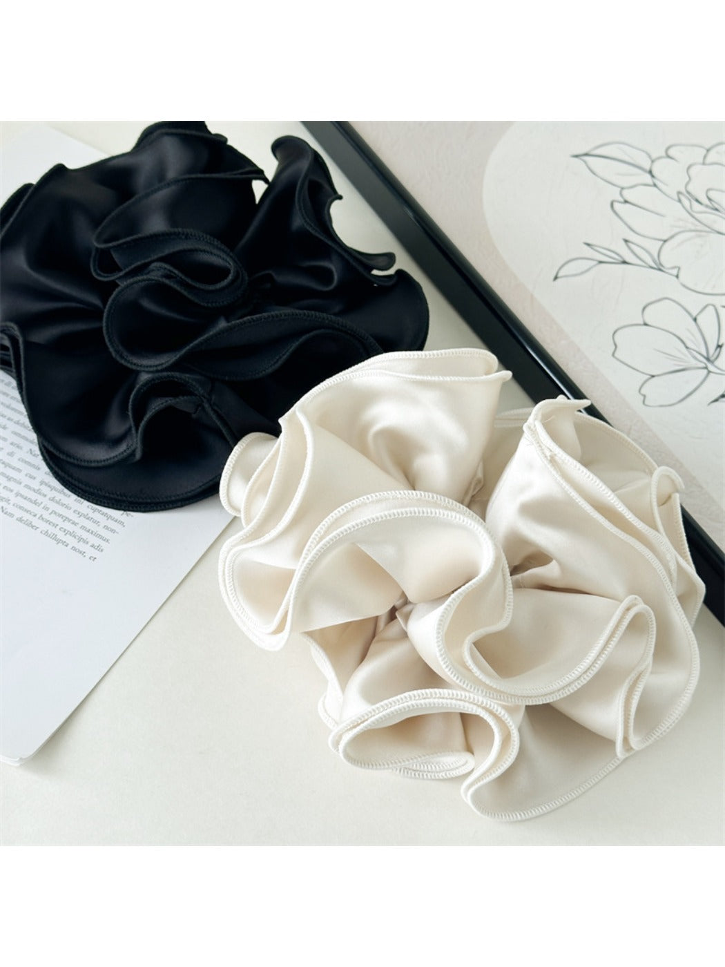 Gifty - Lace Trim Satin Scrunchie Hair Tie