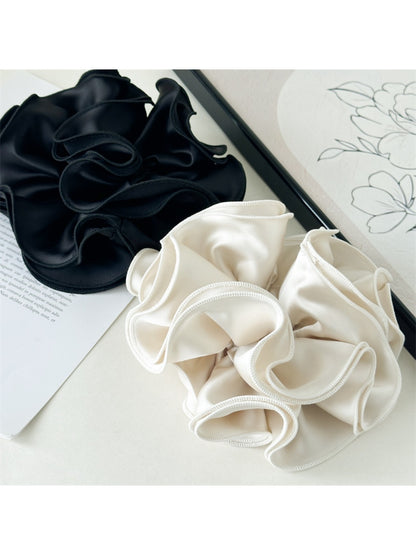 Gifty - Lace Trim Satin Scrunchie Hair Tie
