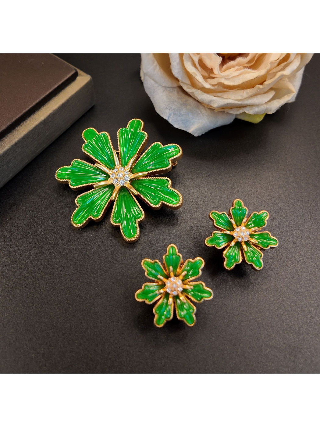 Brovia - Vintage Floral Petal Rhinestone Brooch
