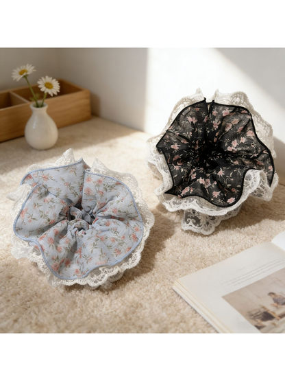 Gifty - Sweet Floral Print Lace Trim Scrunchie