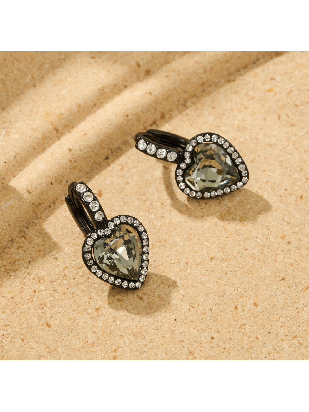 Earedge - Heart Design Alloy Electroplated Earrings