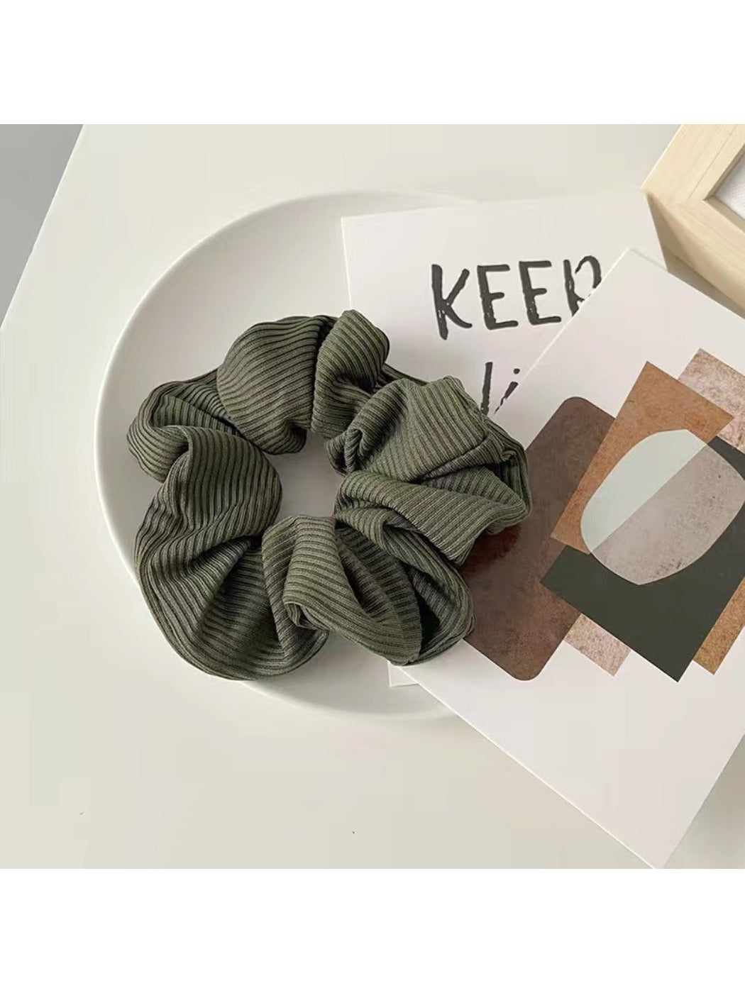 Gifty - Morandi Color Elegant Minimalist Scrunchie
