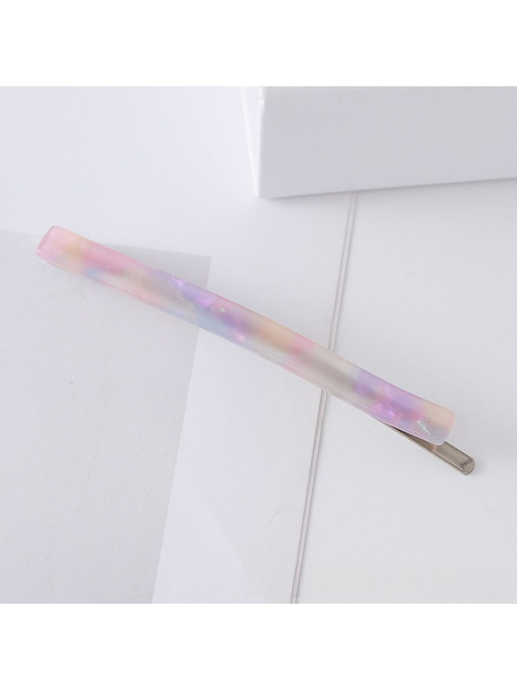 Beau - Chic Minimalist Square Hair Clip