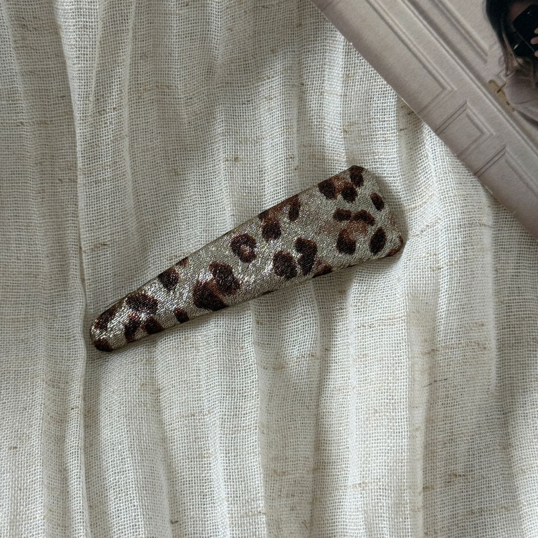 Beau - Leopard Print Patterned Fabric Claw Clip