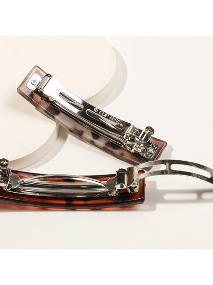 Beau - Retro Leopard Print Hair Clip