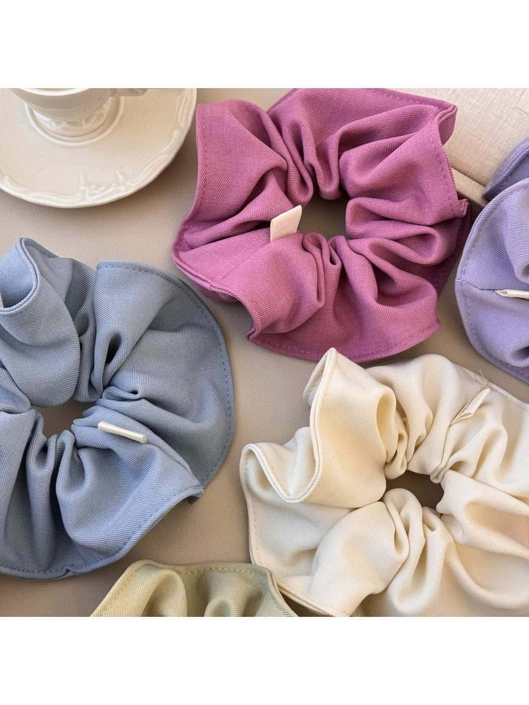 Gifty - Sweet Hair Tie for Women