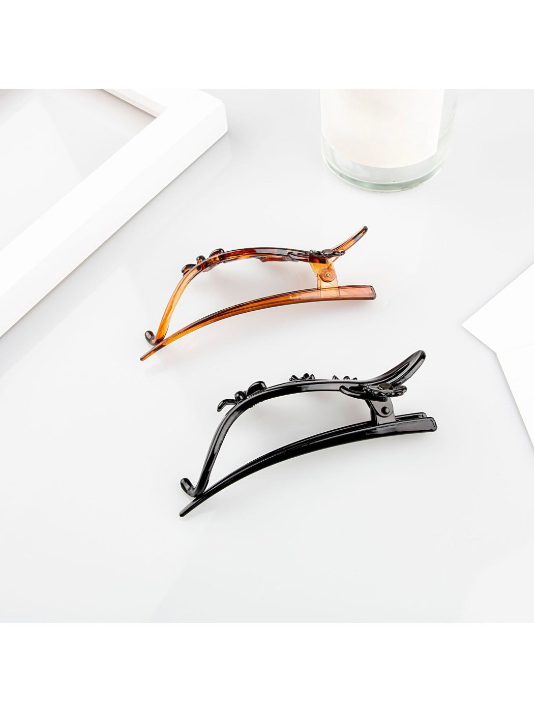 Beau - Chic Geometric Hair Claw Clip