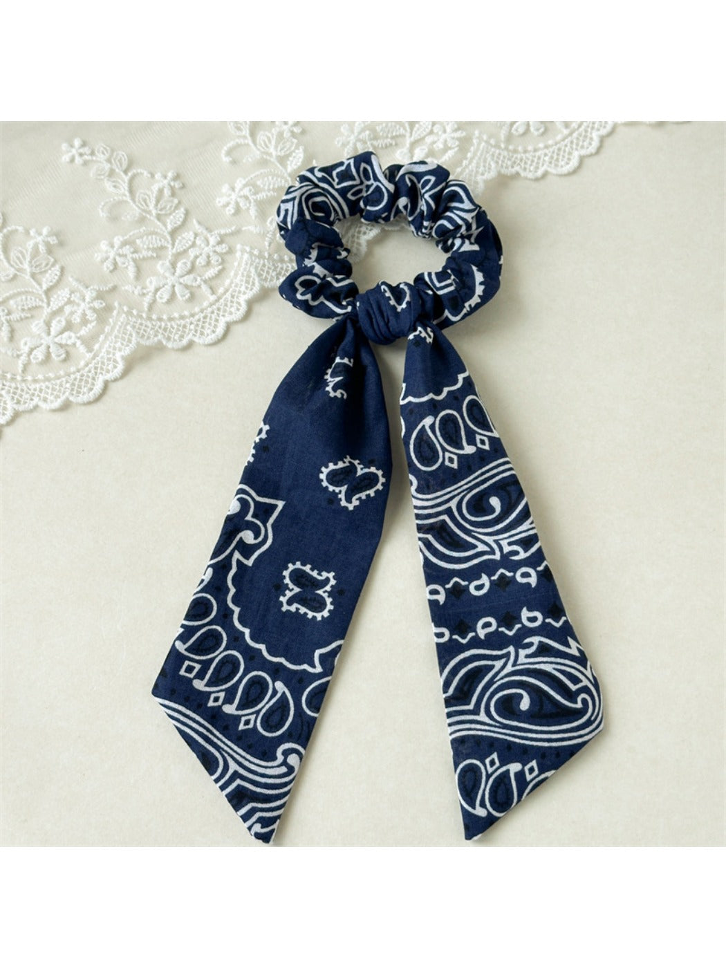 Gifty - Colorful Printed Hair Scrunchie