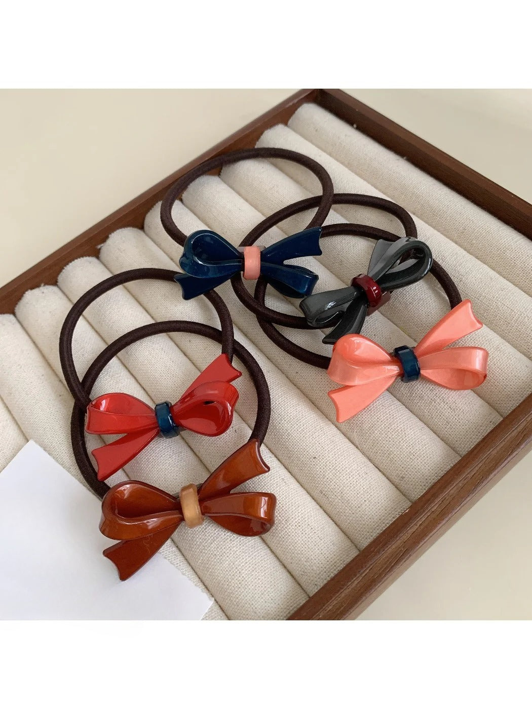 Gifty - Acrylic Bow Hair Tie