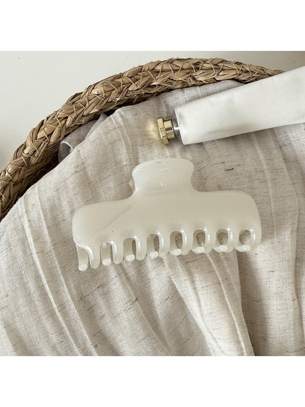 Beau - Sweet Large Square Hair Claw Clip