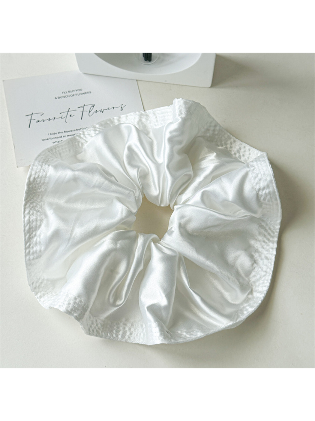 Gifty - Simple Solid Color Satin Style Scrunchie