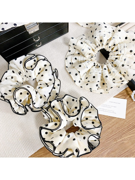 Gifty - Polka Dot Lace Hair Loop