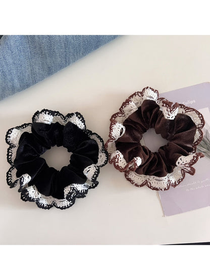 Gifty - Minimalist Chic Vintage Scrunchie