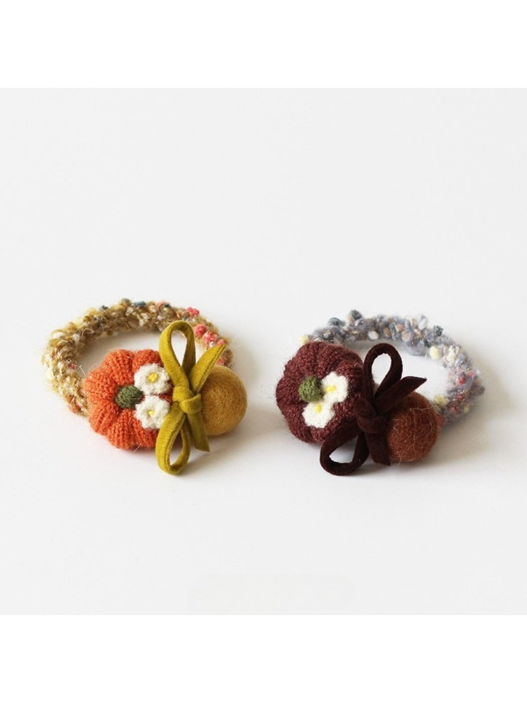 Gifty - Elegant Floral Hair Tie