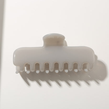 Beau - Minimal Lacquer Finish Hair Styling Claw Clip