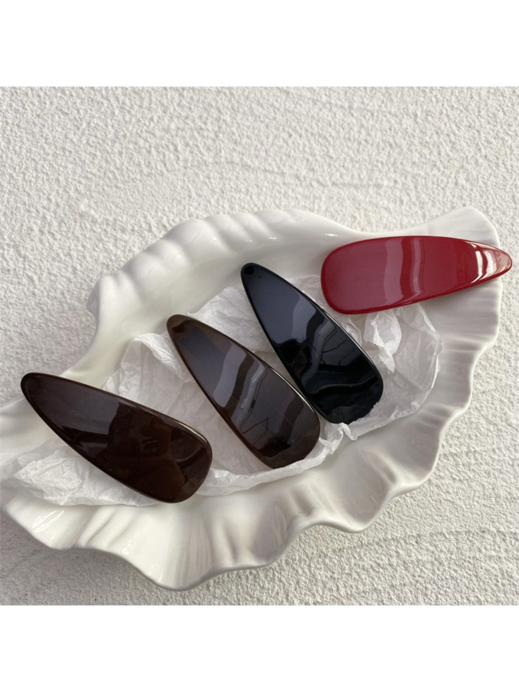 Beau - Solid Color Triangle Hair Clip