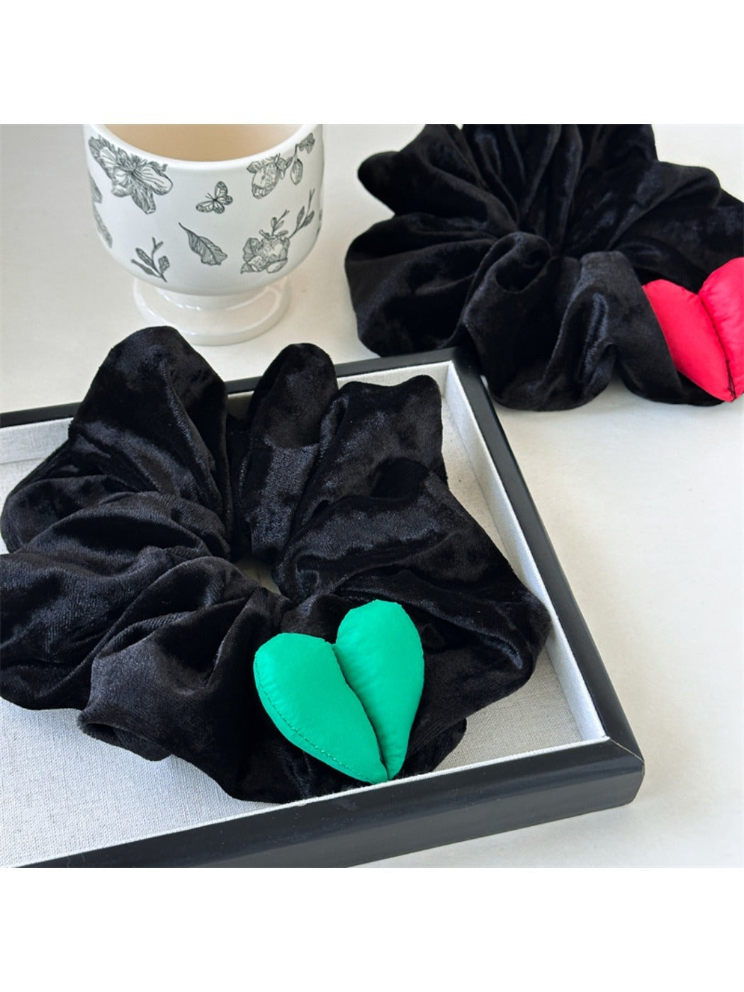 Gifty - Velvet Heart Hair Scrunchie