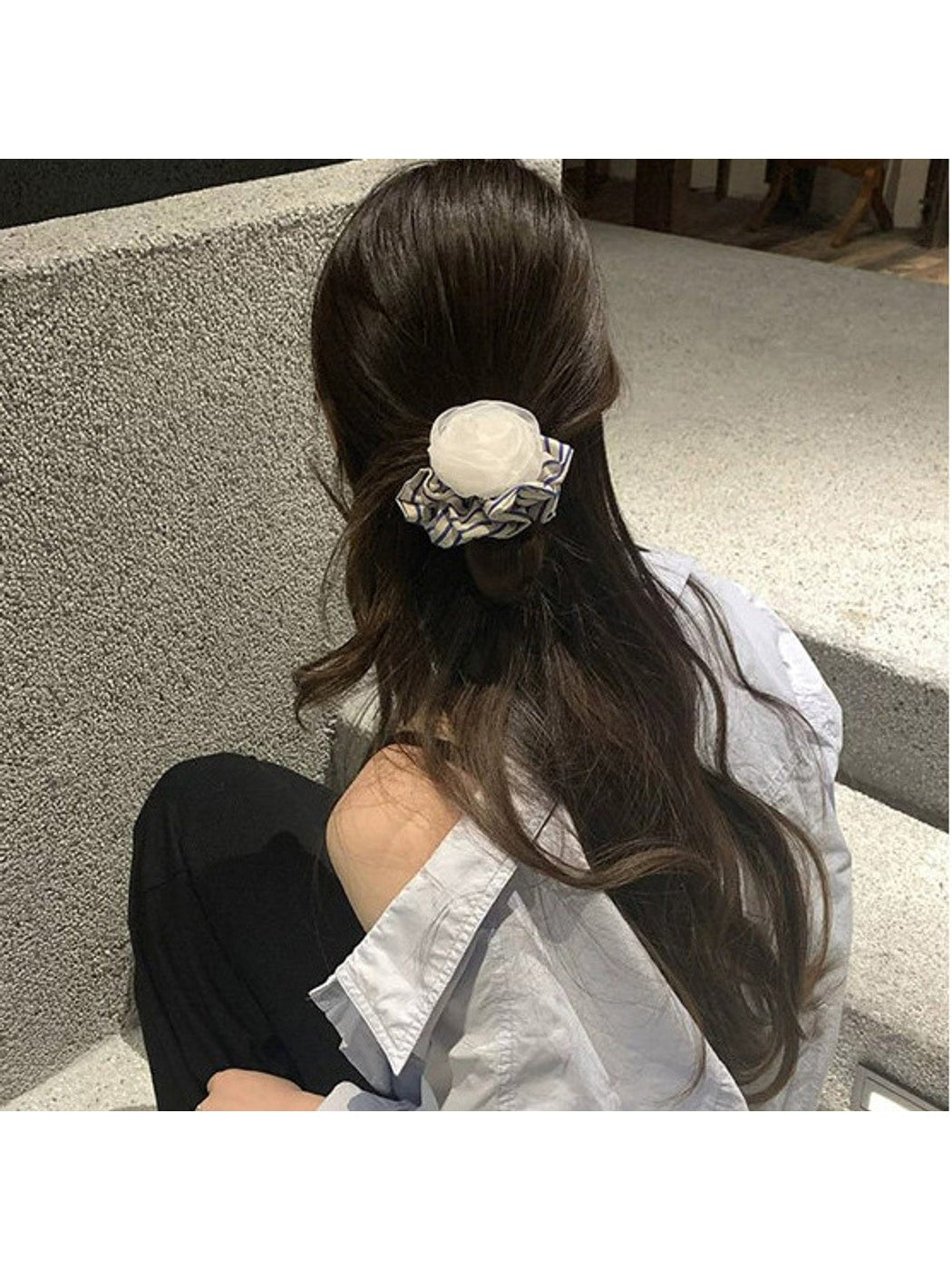 Gifty - Rose Accent Striped Fabric Scrunchie
