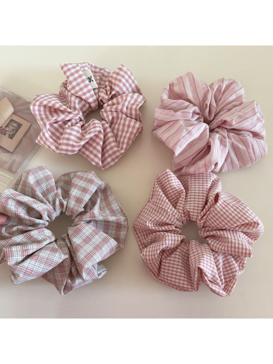 Gifty - Simple Plaid Cute Scrunchie