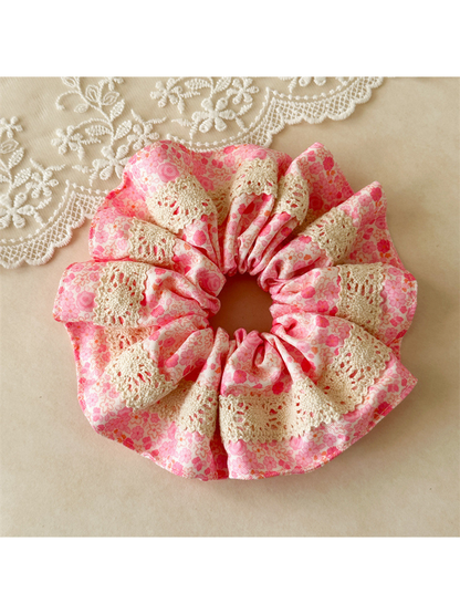Gifty - Lace Trim Floral High Elasticity Scrunchie