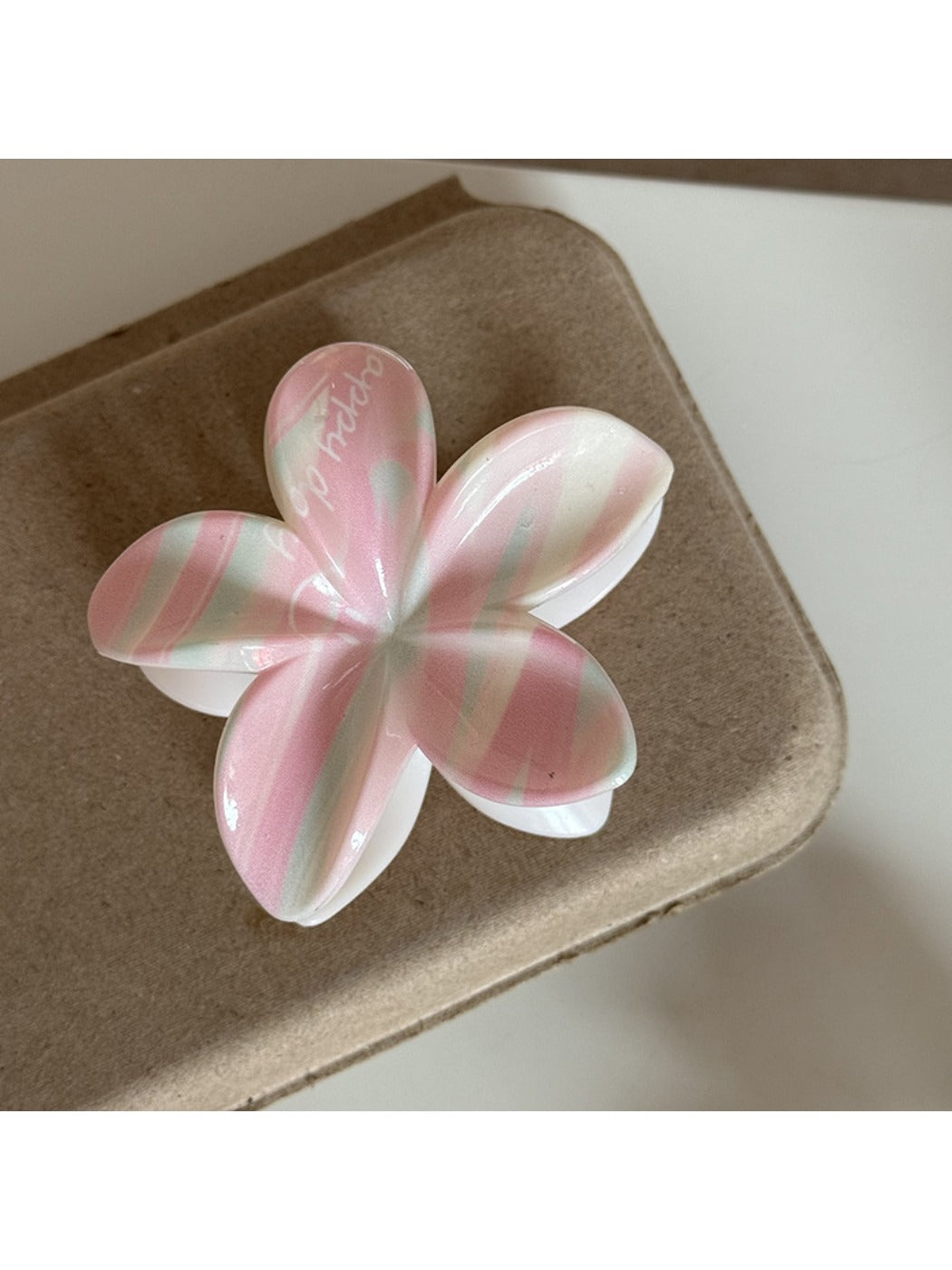 Beau - Adorable Plumeria Shaped Hair Claw Clip