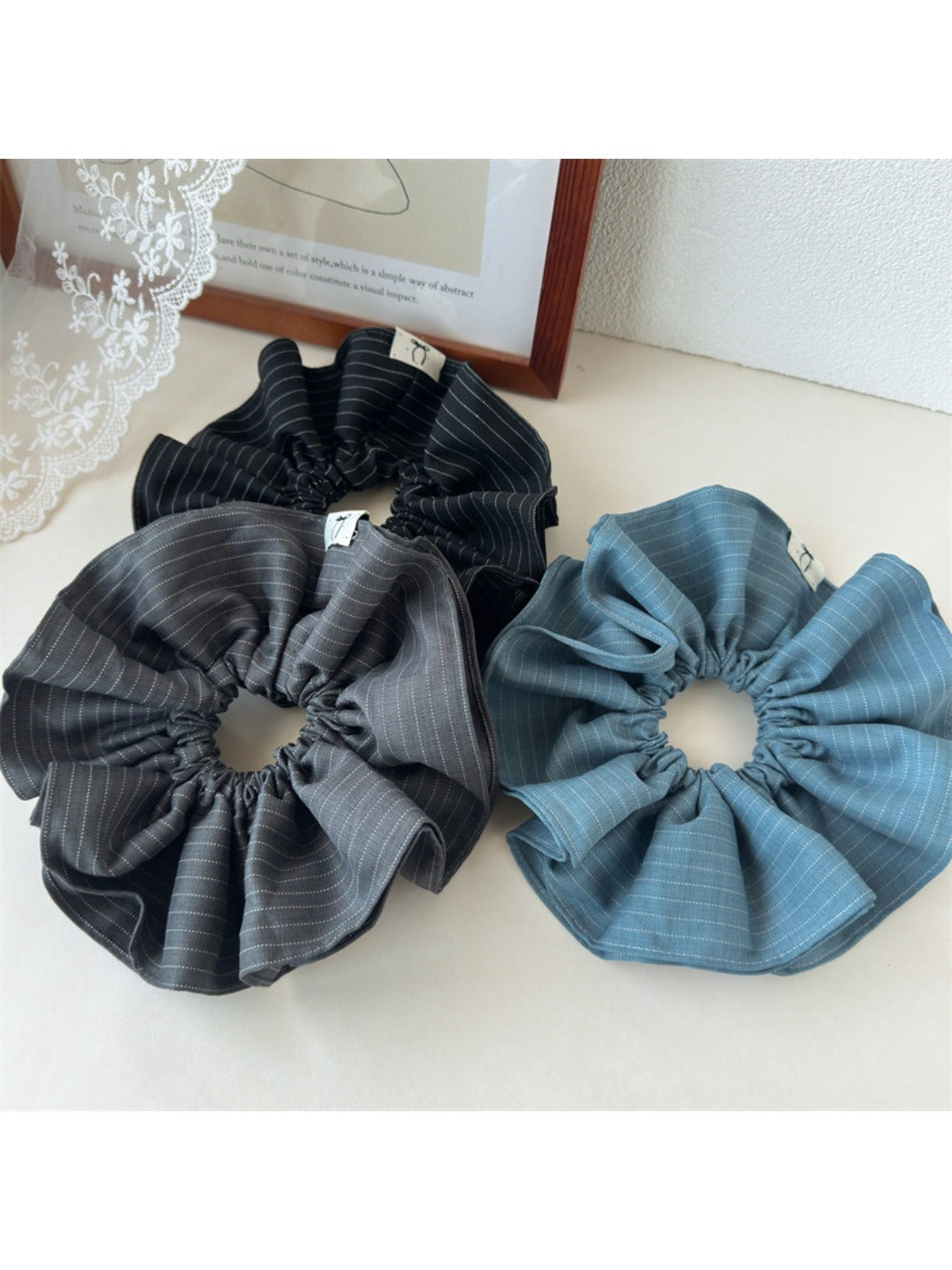 Gifty - Striped Fabric Stylish Hair Tie