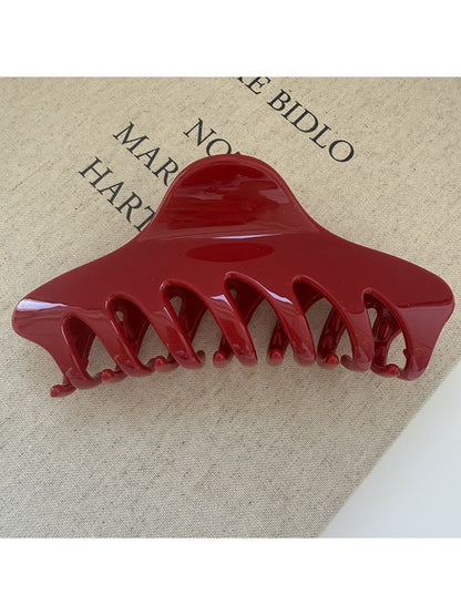 Beau - Minimalist Keel Shaped Hair Claw Clip
